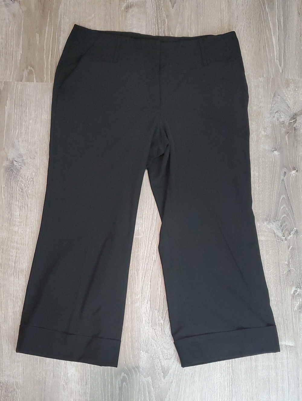 Michael Kors Black Wide-Leg Cropped Pants